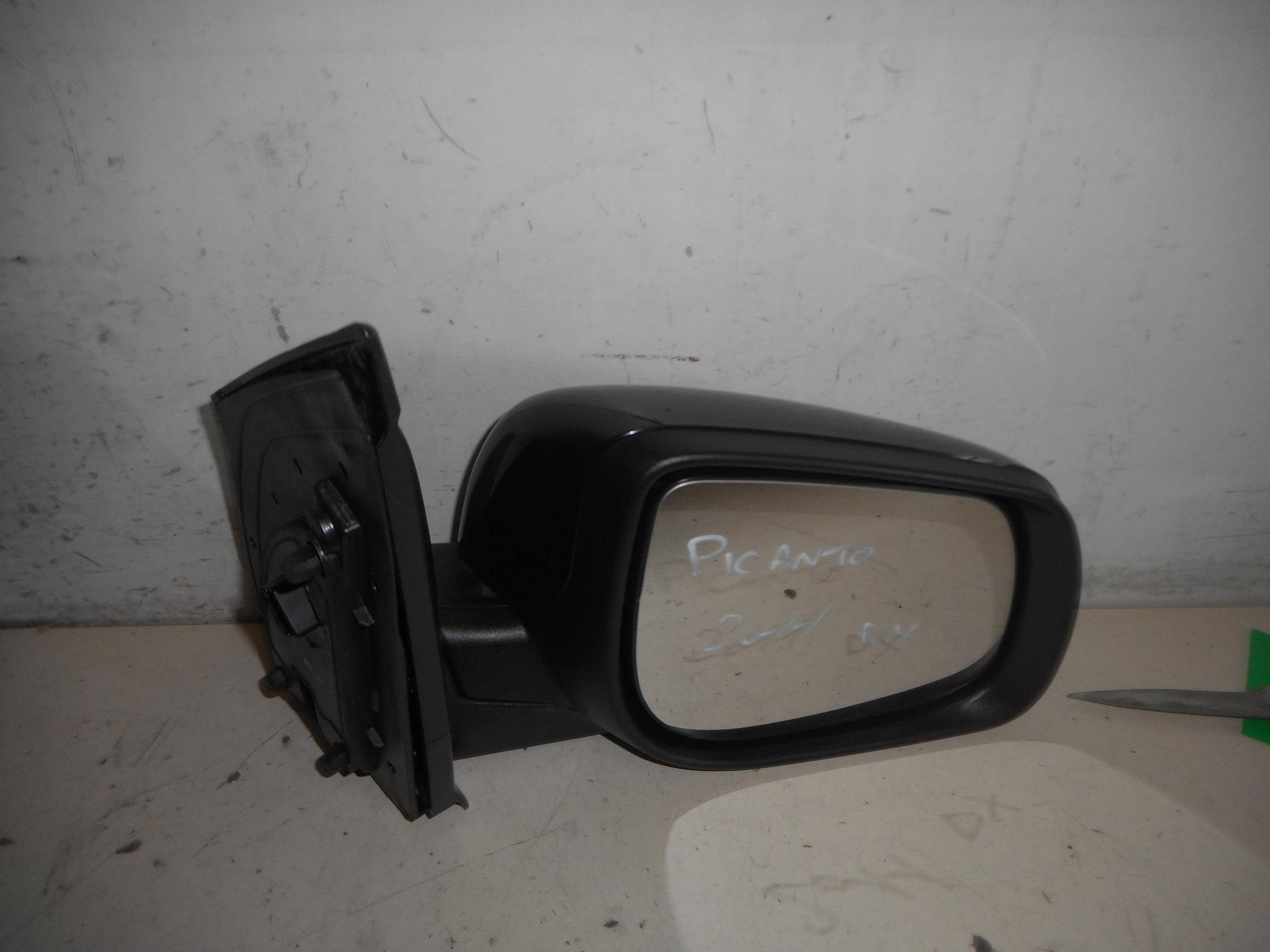 Retrovisore est. regolaz. elettr. dx.